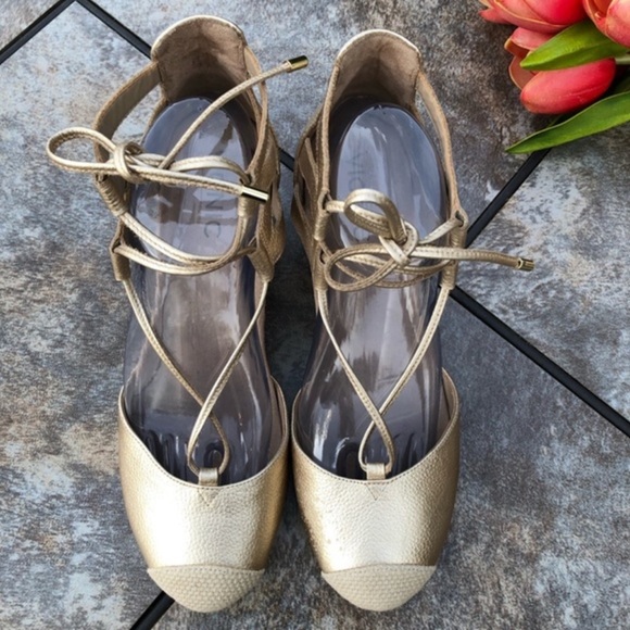 Vionic Gold Calypso Lace up Wedge Espadrilles - Picture 4 of 9